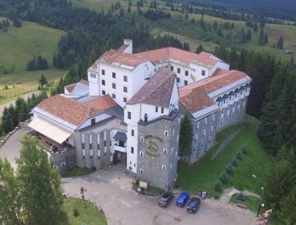 Simbolul Contelui Dracula din Pasul Tihuța, închis pe perioadă nedeterminată! Simbolul Contelui Dracula din Pasul Tihuța, închis pe perioadă nedeterminată!