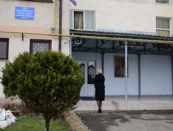 O copiluță de la Centrul din Beclean nu s-a mai întors după vacanță! UNDE a fost găsită: O copiluță de la Centrul din Beclean nu s-a mai întors după vacanță! UNDE a fost găsită: