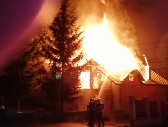VIDEO – Vine frigul! Sfaturi ale pompierilor pentru a evita incendiile: VIDEO – Vine frigul! Sfaturi ale pompierilor pentru a evita incendiile: