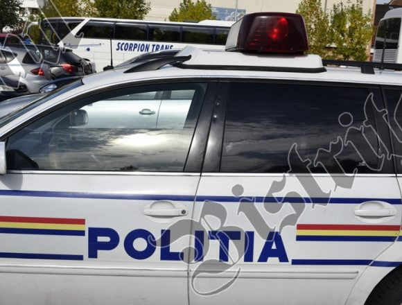 Dosare penale în familie: Minor prins la volanul mașinii încredințate de o rudă Dosare penale în familie: Minor prins la volanul mașinii încredințate de o rudă