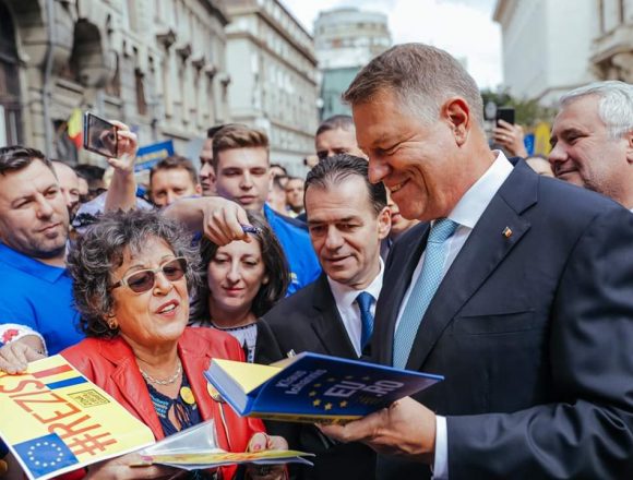 Klaus Iohannis: ȘTIU ce trebuie făcut și împreună cu un guvern pro european, în jurul PNL-ului, vom face această muncă pentru români! Klaus Iohannis: ȘTIU ce trebuie făcut și împreună cu un guvern pro european, în jurul PNL-ului, vom face această muncă pentru români!