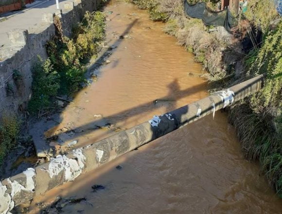 FOTO Poluare pe Someșul Mare! Minele închise de la Rodna fac din nou ravagii FOTO Poluare pe Someșul Mare! Minele închise de la Rodna fac din nou ravagii