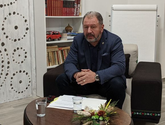 Tensiuni politice tot mai mari între PSD și PNL. În ecuația Ovidiu Florean vs. Radu Moldovan, apare DNA Tensiuni politice tot mai mari între PSD și PNL. În ecuația Ovidiu Florean vs. Radu Moldovan, apare DNA