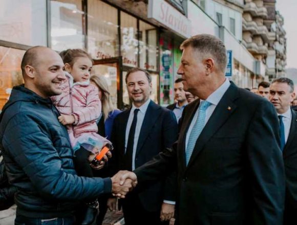 ALEGERI 2019: Cum face PSD campanie. Dezvăluirile lui Klaus Iohannis ALEGERI 2019: Cum face PSD campanie. Dezvăluirile lui Klaus Iohannis