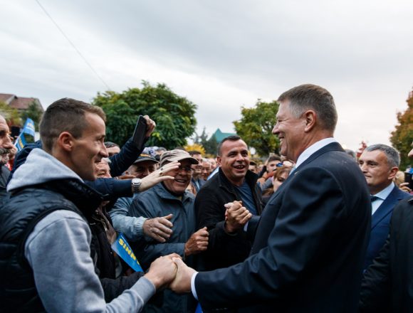 ALEGERI 2019: Ce îl recomandă pe Klaus Iohannis pentru un nou mandat de președinte ALEGERI 2019: Ce îl recomandă pe Klaus Iohannis pentru un nou mandat de președinte