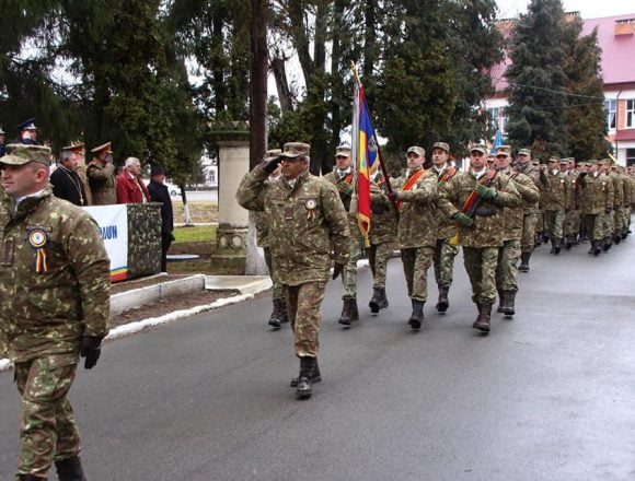 FOTO: Emoţionantă ceremonie azi, la Brigada 81 Mecanizată „General Grigore Bălan” FOTO: Emoţionantă ceremonie azi, la Brigada 81 Mecanizată „General Grigore Bălan”