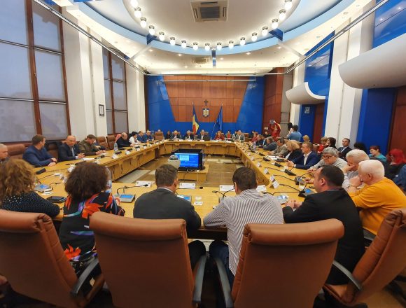 VIDEO – Radu Moldovan: Bugetul județului, mult mai mic în 2020! ZERO lei pentru investiții în sănătate! VIDEO – Radu Moldovan: Bugetul județului, mult mai mic în 2020! ZERO lei pentru investiții în sănătate!