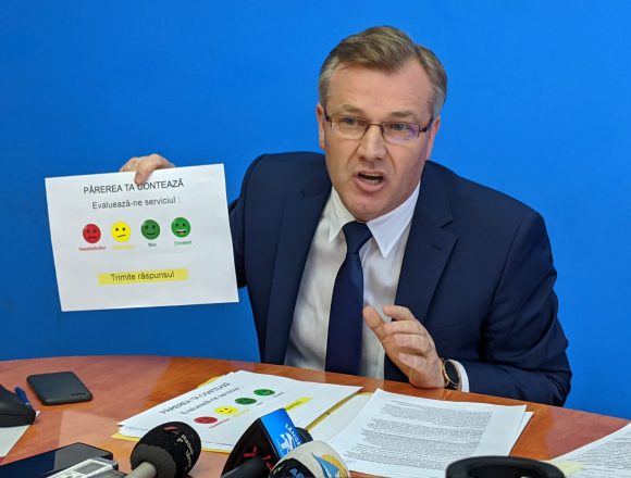 VIDEO: Șefii de instituții, speriați de chestionarele de evaluare ale prefectului! VIDEO: Șefii de instituții, speriați de chestionarele de evaluare ale prefectului!