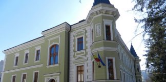 Poveste de Crăciun, la Biblioteca George Coșbuc Bistrița: Lecturi și întâlniri cu invitați speciali, dar și campania „Cutia cu bucurii”