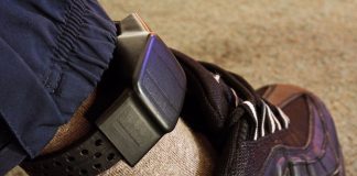 N-au respectat regulile impuse de monitorizarea prin brățările electronice și s-au trezit cu poliția la ușă!