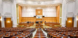 ULTIMA ORĂ: Guvernul Bolojan a fost demis, în urma moțiunii PSD-AUR