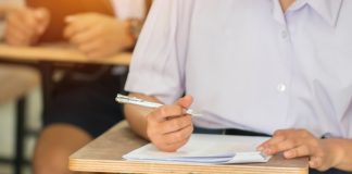 Doar două școli nu au organizat azi simularea Evaluării Naționale