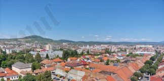 Ultima șansă pentru cei care și-au construit casa fără autorizație – le pun în legalitate sau riscă demolarea. Situația la zi, în Bistrița: