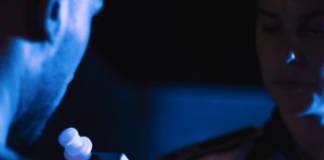 FELDRU: Bine băut, s-a „oprit” în două mașini parcate