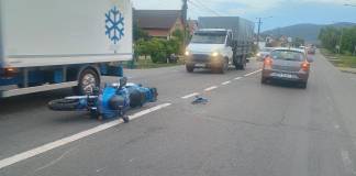 FOTO/VIDEO – Accident cu o motocicletă implicată pe DN 17, în Viișoara