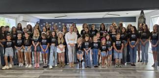 FOTO/VIDEO: A început un nou curs de eleganță și bune maniere la ZETO – agenția de modele a creatoarei Tina Olari