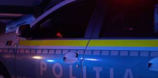 Viișoara: A intrat într-o mașină parcată! La volan, un tânăr beat