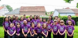 FOTO – „Tot ce am mai bun în mine revărs asupra copiilor”: Povestea profesorului Antonio Bechi, din Reteag