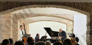 FOTO/VIDEO – Răscolitor concert de jazz, cu Nicolas Simion, la Bistrița: În amintirea lui Mircea Tiberian