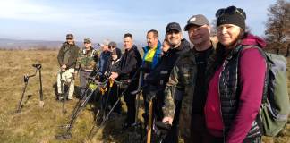 FOTO: Detectoriști din 5 județe, la vânătoare de comori în Pădurea Codrișor!