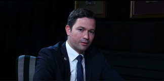 Robert Sighiartău: Nu e treaba CCR să stabilească salarii. Noi, parlamentarii, am fost puși de oameni să dăm legi în privința asta