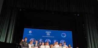 FOTO/VIDEO – Când determinarea învinge greutățile de acasă: La aproape 30 de elevi li s-au recunoscut meritele, la Gala Comunitarium