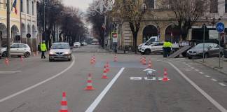 FOTO – Reconfigurare trafic pe ruta Dornei – Șincai: Dispar locurile de parcare din zona Sugălete, două benzi pe sens