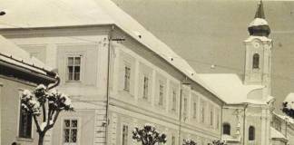 Mesaje amuzante de Crăciun în Bistrița de demult: „Veniţi, domni şi proşti, bogaţi şi săraci, să restaurăm pacea între oameni şi Dumnezeu!~