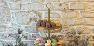 Crăciun cu aromă de cozonac proaspăt și prăjituri de casă de la Cofetăria Cristina! S-a deschis lista de comenzi: