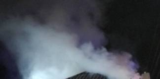 FOTO/VIDEO – Incendiu la Ocnița! O femeie imobilizată la pat a făcut atac de panică