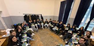 FOTO: 234 de elevi din Teaca, Maieru, Sângeorz, Beclean și Bistrița finalizează cursurile de prevenție REBOUND