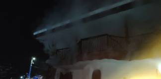 FOTO/VIDEO: Arde Popasul Verde din Sângeorz – Băi, o cabană turistică ecologică, unică în România