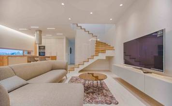 Cum îți organizezi corect spațiul media pentru confort și vizibilitate optimă