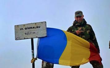 FOTO: Marius Chira, sergentul Brigăzii 81 Mecanizată Bistrița, care duce mai departe povestea bunicului său, veteran de război