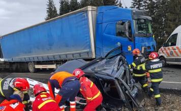 FOTO: Accident mortal în Pasul Tihuța! Un bistrițean mort, alții doi, răniți