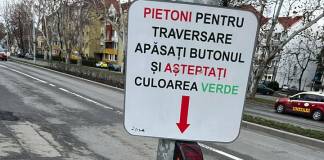 FII REPORTER – Butonul semaforului pentru pietoni, de la BIG, nefuncțional.” Strigăm la cei de pe partea opusă să ne ajute!”