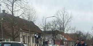 FOTO/Video: Accident pe General Grigore Bălan, cu o motocicletă implicată! O adolescentă a ajuns la spital