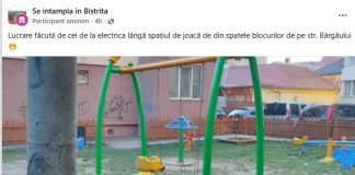 FOTO/VIDEO: Copiii de pe strada Bârgăului au în ”dotarea” spațiului de joacă un stâlp de iluminat cu firele electrice afară