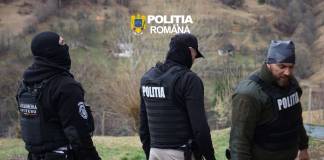 FOTO/VIDEO – PERCHEZIȚII în Leșu: Braconaj, contrabandă, arme ilegale