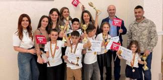 FOTO – Prichindeii de la SmartyKids Bistrița, pe podium la Olimpiada Internațională de Aritmetică Mentală din Moldova: Cea mai mică participantă are doar 4 ani!