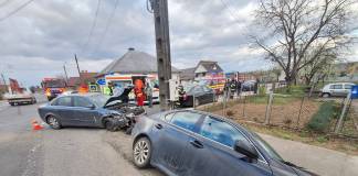 Accident la Reteag, între două mașini! O victimă, preluată de Ambulanță