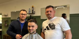 Au lăsat Austria și Spania, pentru a face frizerie acasă, la Bistrița, la AIM Barber Shop