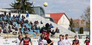 Gloria pierde acasă cu CS Dinamo, spre dezamăgirea fanilor prezenți la stadion de Vinerea Mare
