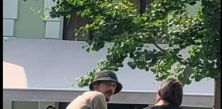 VIDEO Centrul istoric al Bistriței – raiul hoților! Un individ cu antecedente penale a furat de două ori în două zile din același local: