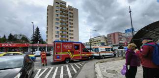 Bărbatul accidentat pe scările rulante din pasajul din Decebal – în stare foarte gravă! Soția sa va fi externată: