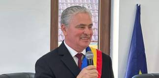 Primarul din Budac și fiul său au ordin de protecție împotriva celor doi localnici care i-ar hărțui cu filmări