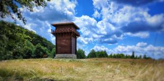 Pe urmele dacilor liberi din copilărie – Povestea emoționantă a documentarului „Turnul roman de pe Poniță / Ciceu Corabia”: „Am avut senzația că aș putea locui acolo”
