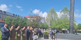 FOTO/VIDEO: Ziua Europei și Ziua Independenței de Stat a României, sărbătorite la Bistrița!