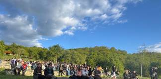 FOTO/VIDEO – Bistrițenii au descoperit Parcul Dendrologic Unirea, cu ocazia Zilei Tineretului