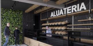 Crama JELNA angajează ospătar: NOI locuri de muncă, la Grand Hotel Coroana, TeraSteel, Eurocompozite, Amicii Building